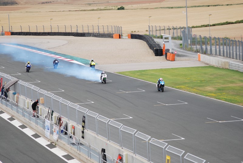 Fin de Semana de Carreras en los Arcos.
